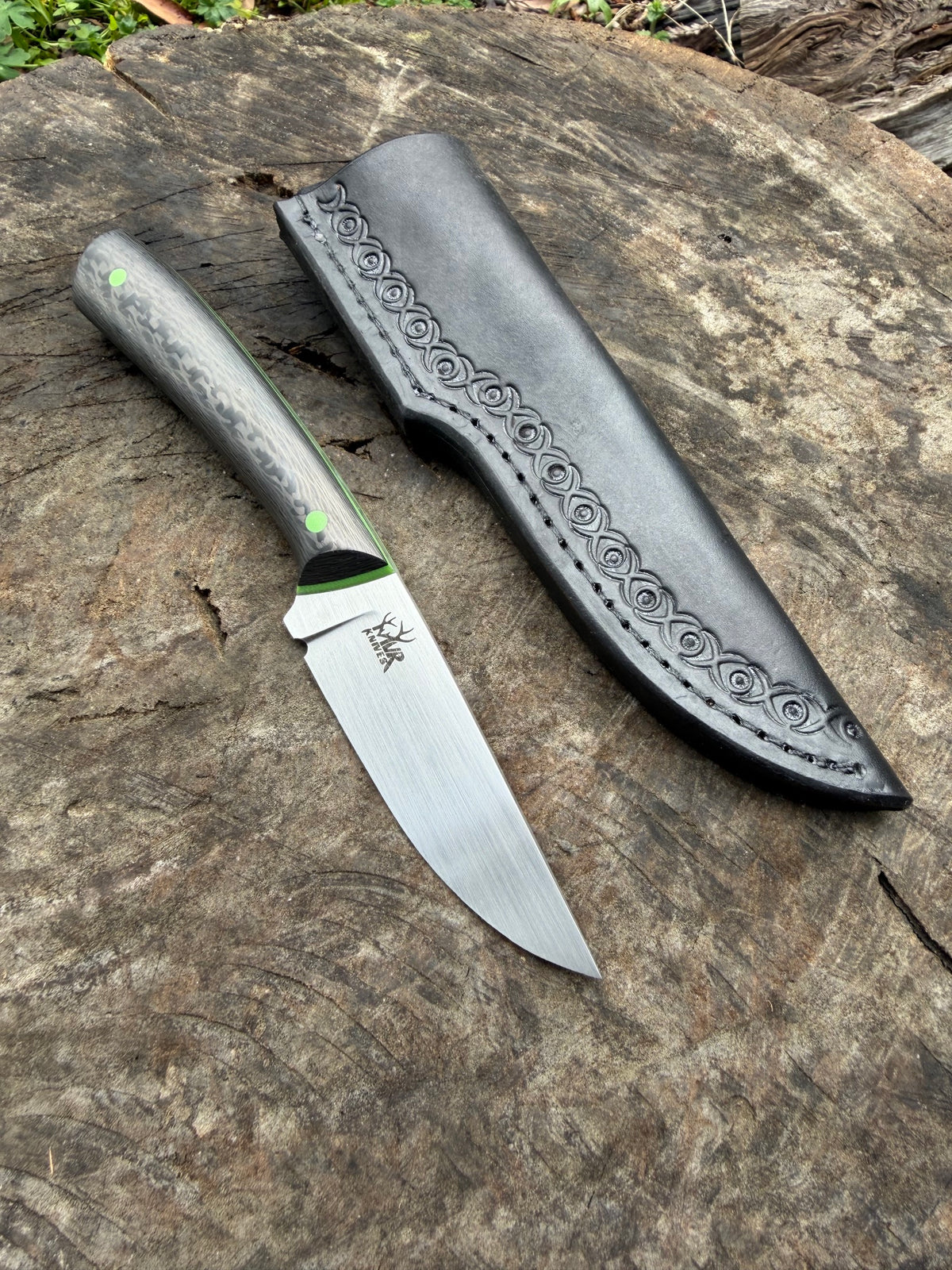 Thorn - Carbon fibre
