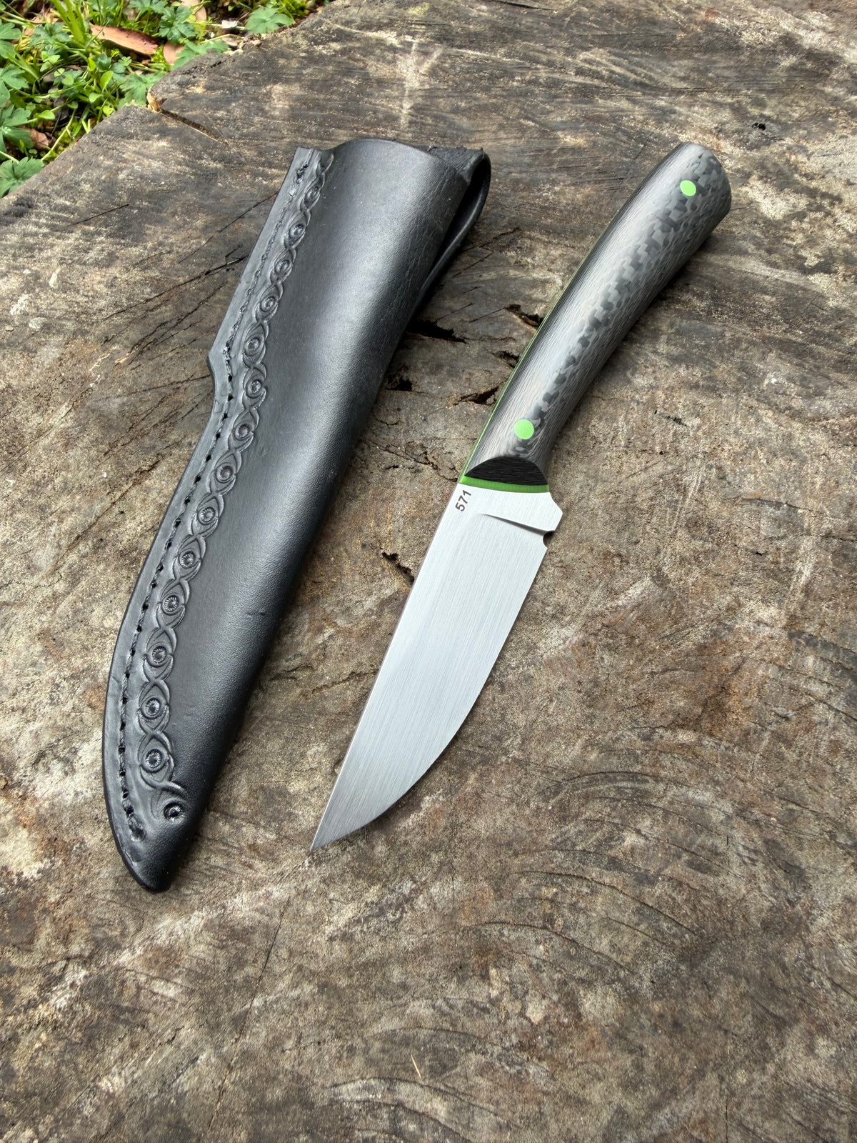 Thorn - Carbon fibre